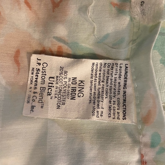 Vintage JP Steven Utica King size Sheets with matching solid Pillow Cases. - Picture 7 of 9